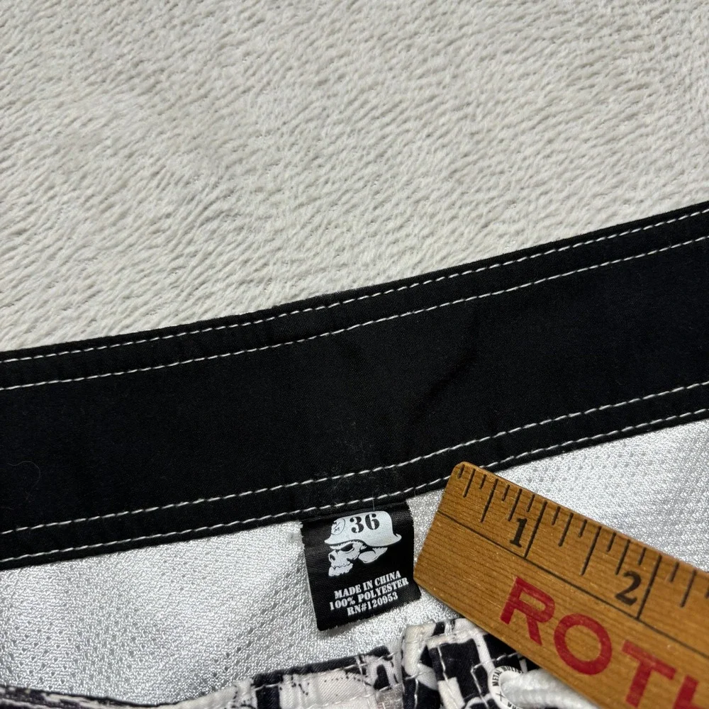 Metal Mulisha Y2K Board Shorts Mens 36 Graphic Print Black White Moto EUC